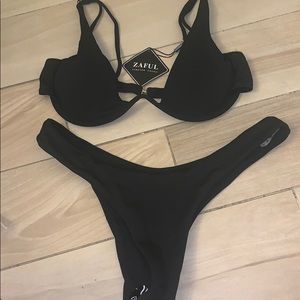 ZAFUL Black Textured Underwire Bikini Set